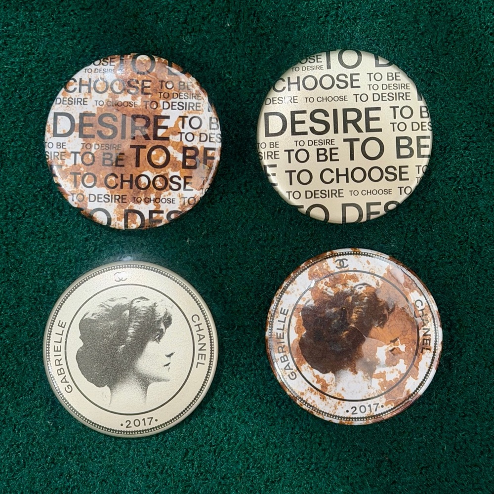 CHANEL Gabrielle Button Pin Set